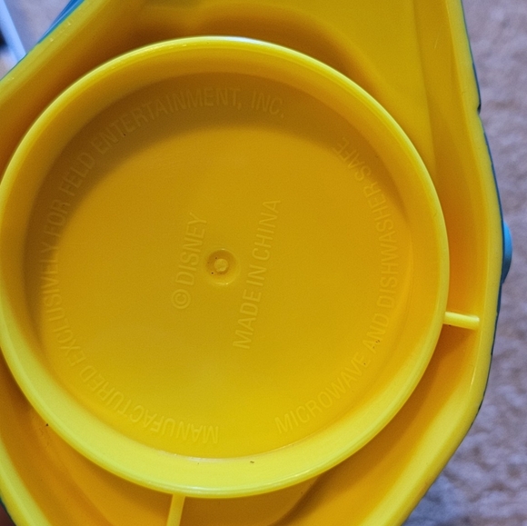 Vintage Flounder "Little Mermaid" Disney On Ice Flip Top Mug/Cup used marks on - Picture 6 of 9